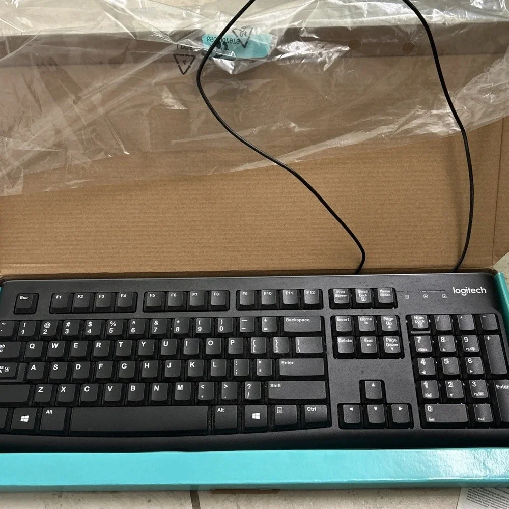 Logitech - K120 Full-size Wired Membrane Keyboard for‎ PC